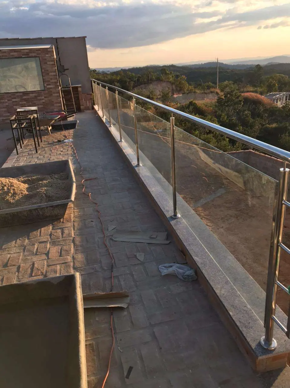 Corrimão sacada 2 — obra da Arte Inox Design